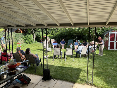 Justin and Jessica host!!!